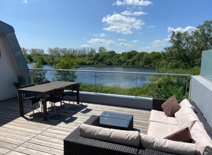 Reed Warbler - Hm111 - Lower Mill Estate Penthouse Apartment With Spa Access Somerford Keynes Exterior photo